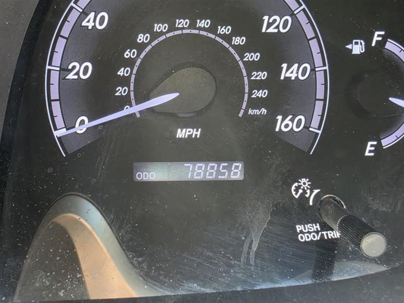 Toyota Avalon  2011