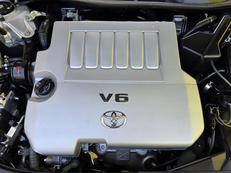 Toyota Avalon  2011