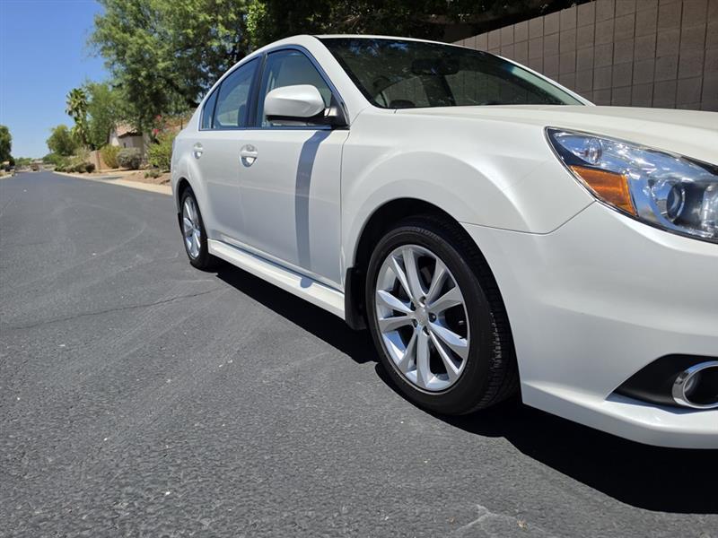 2013 Subaru Legacy 3.6R Limited - Photo 26