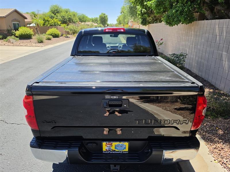 Toyota Tundra  2018
