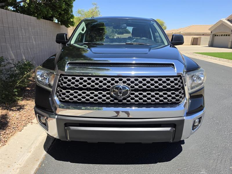 Toyota Tundra  2018