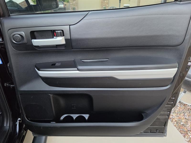 Toyota Tundra  2018