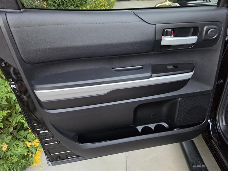 Toyota Tundra  2018