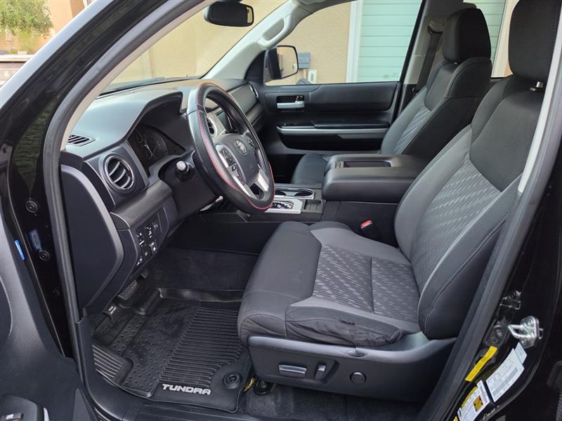 Toyota Tundra  2018