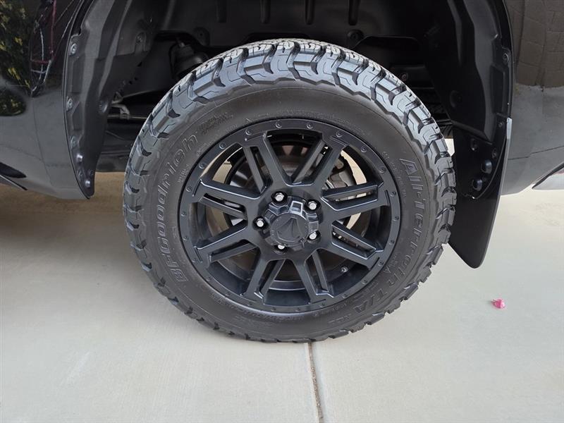 Toyota Tundra  2018