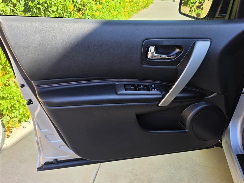 Nissan Rogue AWD SL 2011