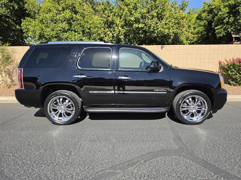 GMC Yukon Denali 4WD 2014