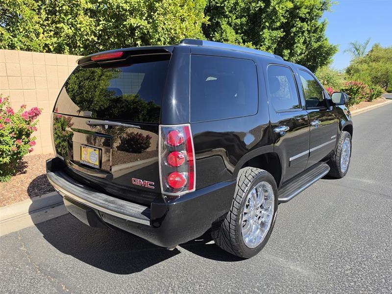 GMC Yukon Denali 4WD 2014