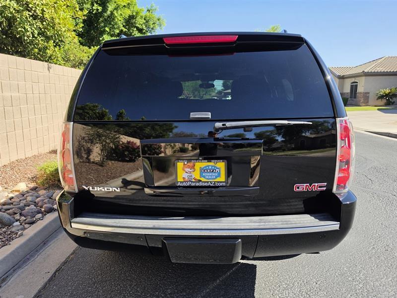 GMC Yukon Denali 4WD 2014