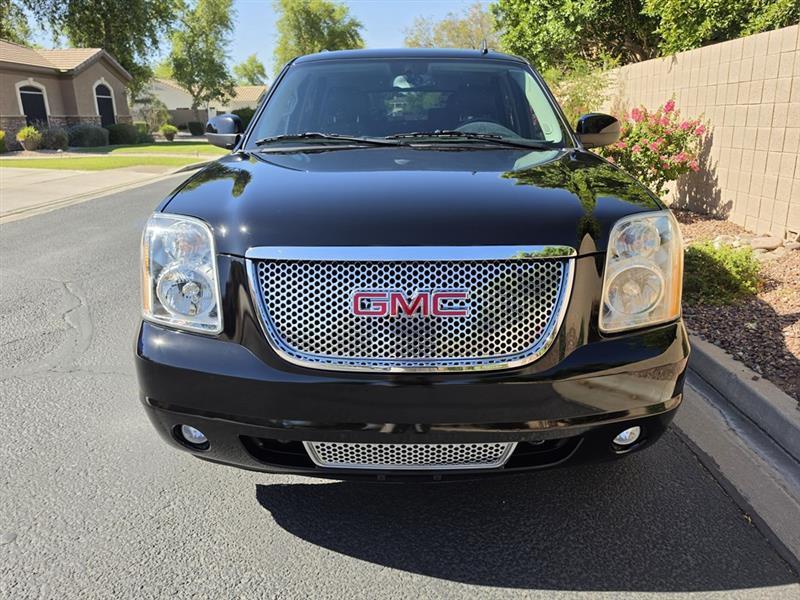 GMC Yukon Denali 4WD 2014