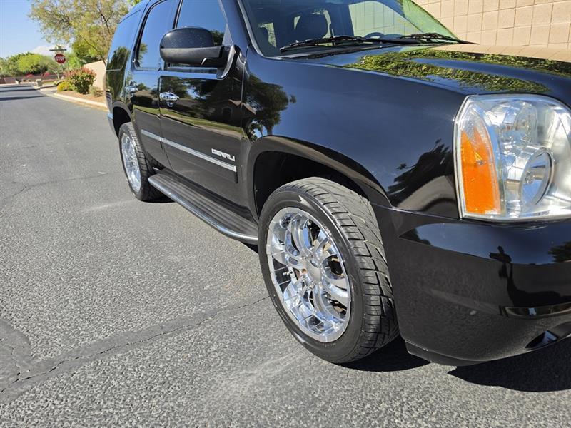 GMC Yukon Denali 4WD 2014