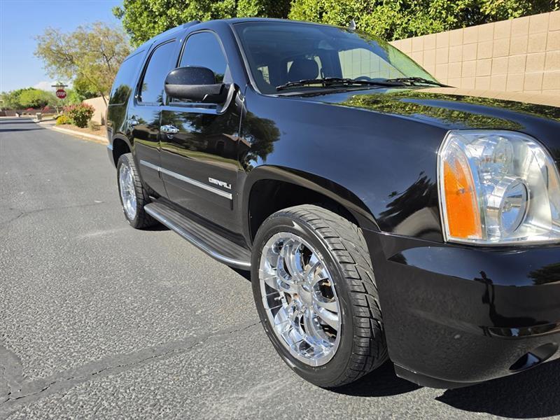 GMC Yukon Denali 4WD 2014