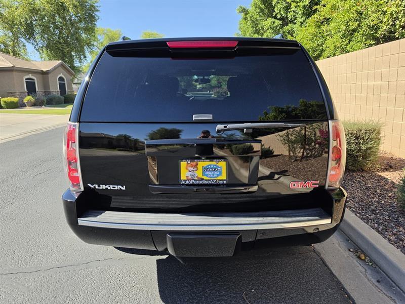 GMC Yukon Denali 4WD 2014