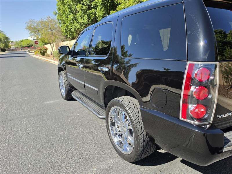 GMC Yukon Denali 4WD 2014