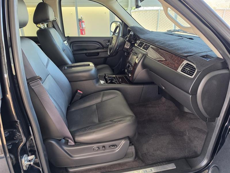 GMC Yukon Denali 4WD 2014