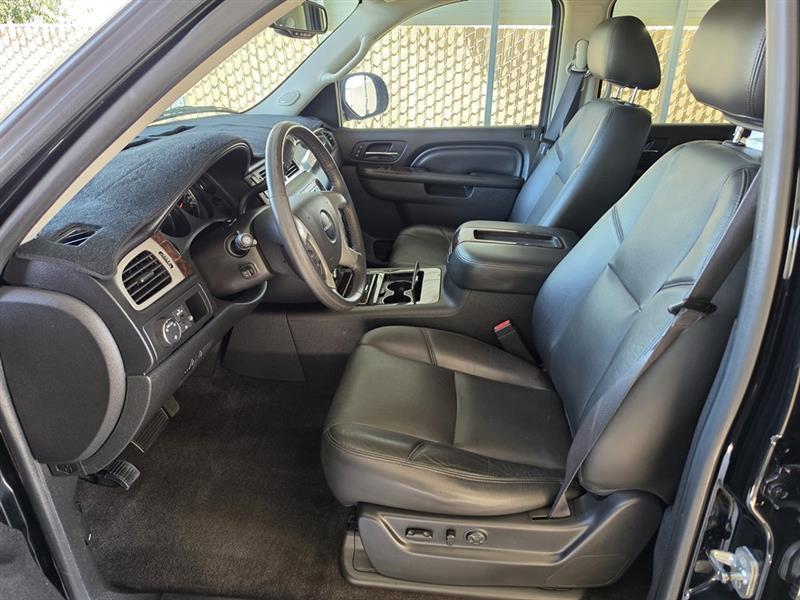 GMC Yukon Denali 4WD 2014