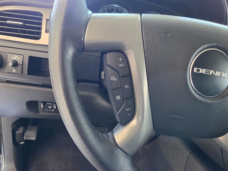 GMC Yukon Denali 4WD 2014