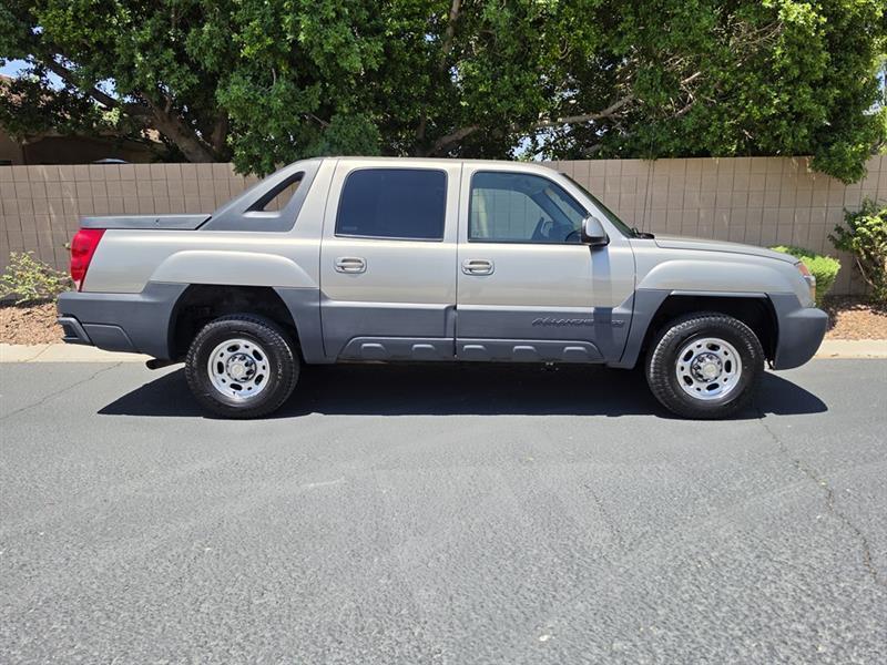 Chevrolet Avalanche 2500 2WD 2002
