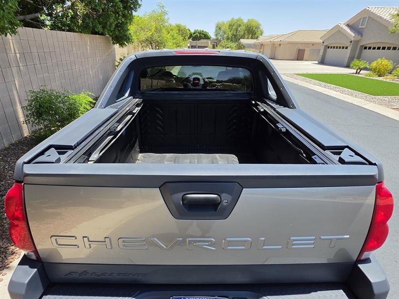 Chevrolet Avalanche 2500 2WD 2002