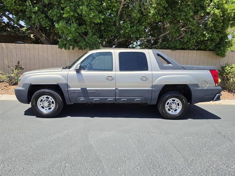 Chevrolet Avalanche 2500 2WD 2002