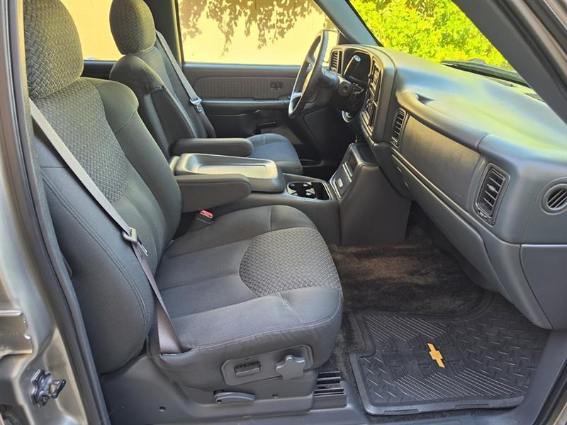 Chevrolet Avalanche 2500 2WD 2002