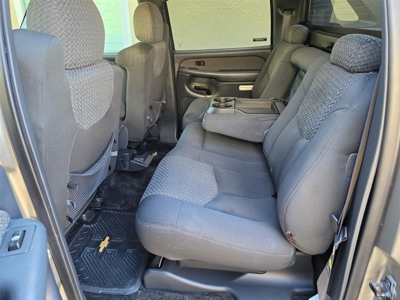 Chevrolet Avalanche 2500 2WD 2002