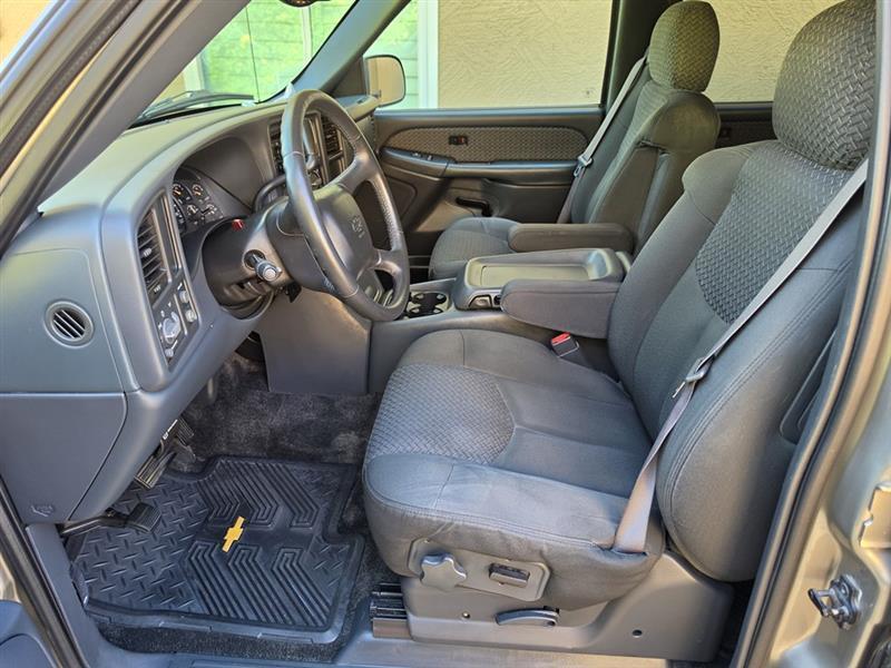 Chevrolet Avalanche 2500 2WD 2002