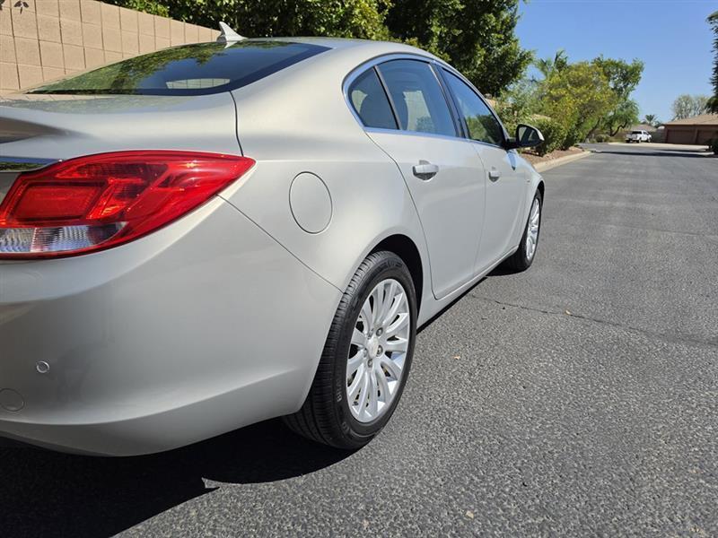 Buick Regal CXL - 3XL 2011