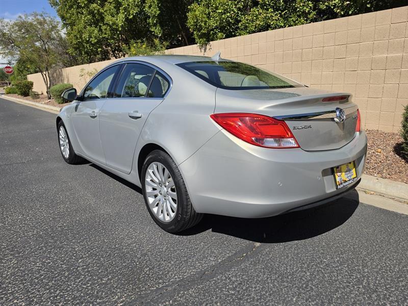 Buick Regal CXL - 3XL 2011