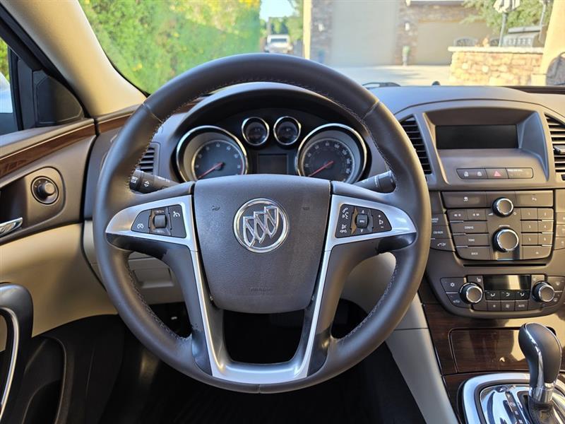 Buick Regal CXL - 3XL 2011