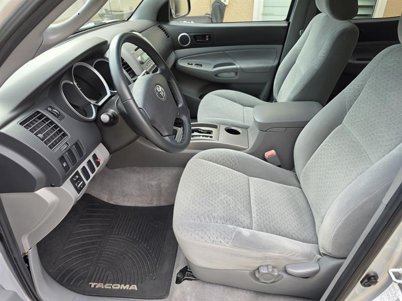 Toyota Tacoma PreRunner Double Cab V6 Auto 2WD 2008