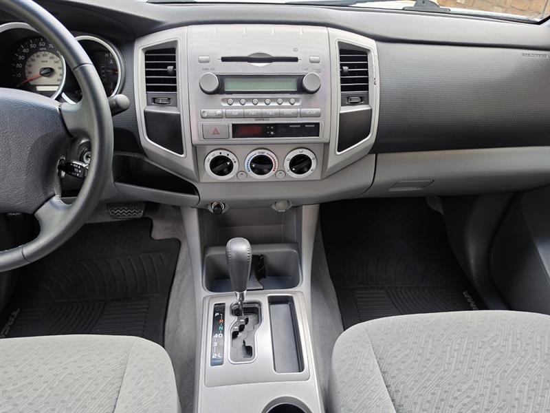 Toyota Tacoma PreRunner Double Cab V6 Auto 2WD 2008