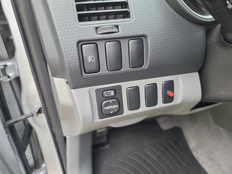 Toyota Tacoma PreRunner Double Cab V6 Auto 2WD 2008