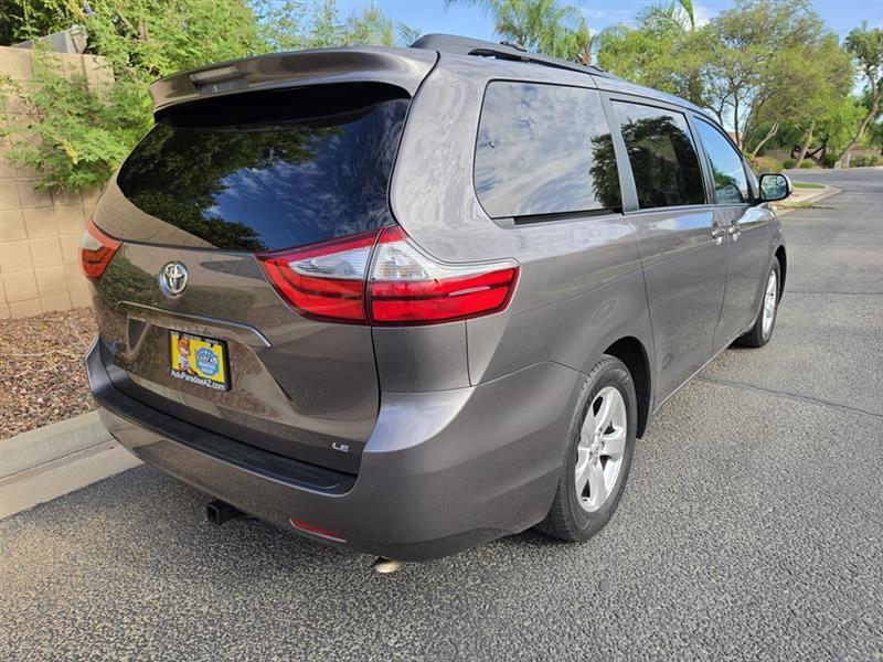 Toyota Sienna LE FWD 8-Passenger V6 2016