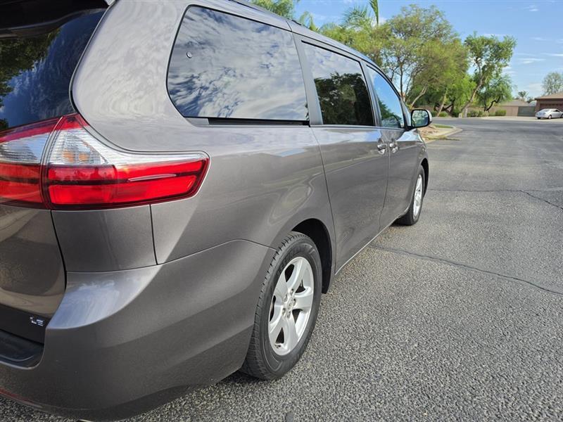 Toyota Sienna LE FWD 8-Passenger V6 2016