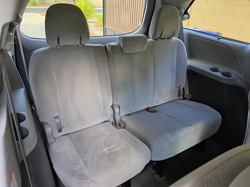 Toyota Sienna LE FWD 8-Passenger V6 2016