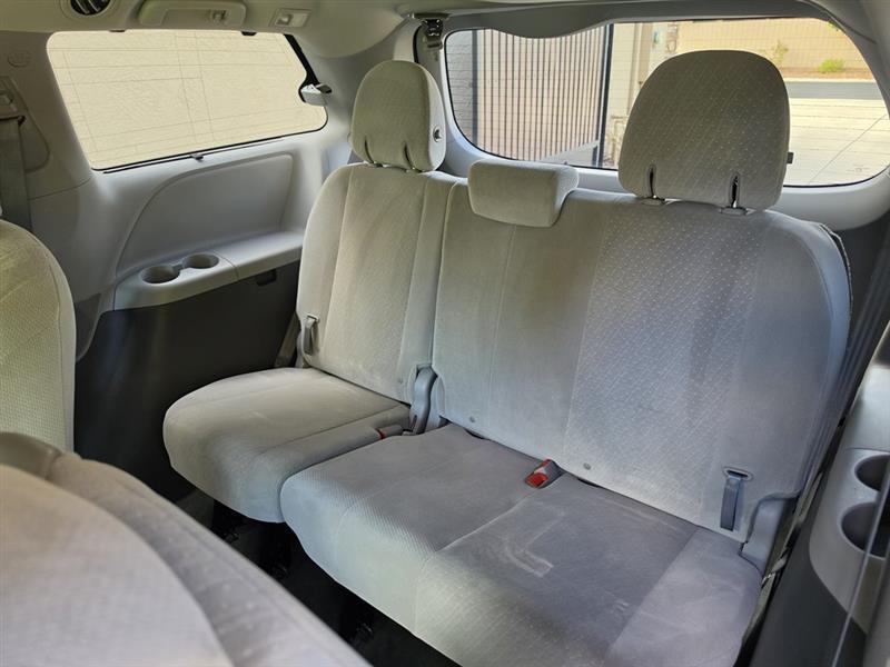 Toyota Sienna LE FWD 8-Passenger V6 2016