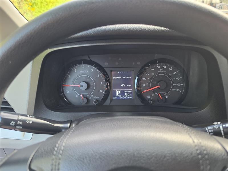 Toyota Sienna LE FWD 8-Passenger V6 2016
