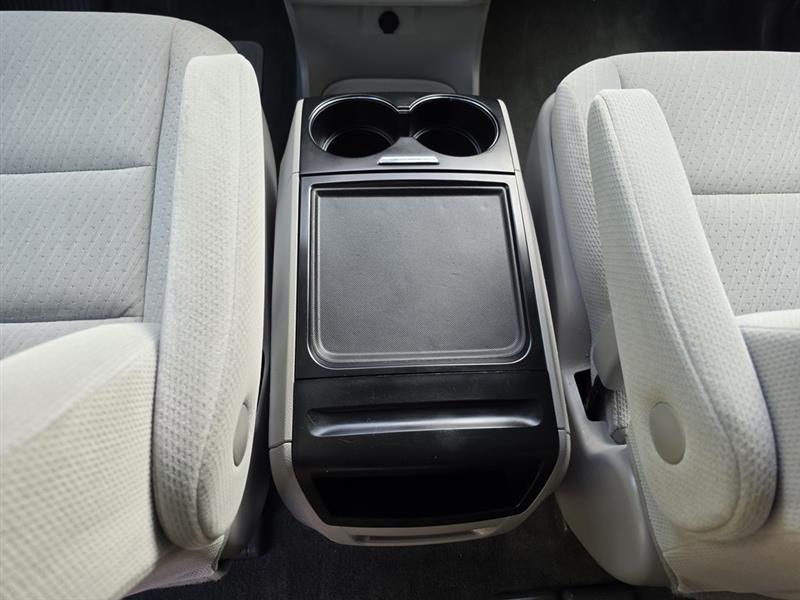 Toyota Sienna LE FWD 8-Passenger V6 2016