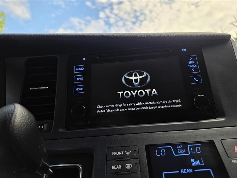 Toyota Sienna LE FWD 8-Passenger V6 2016