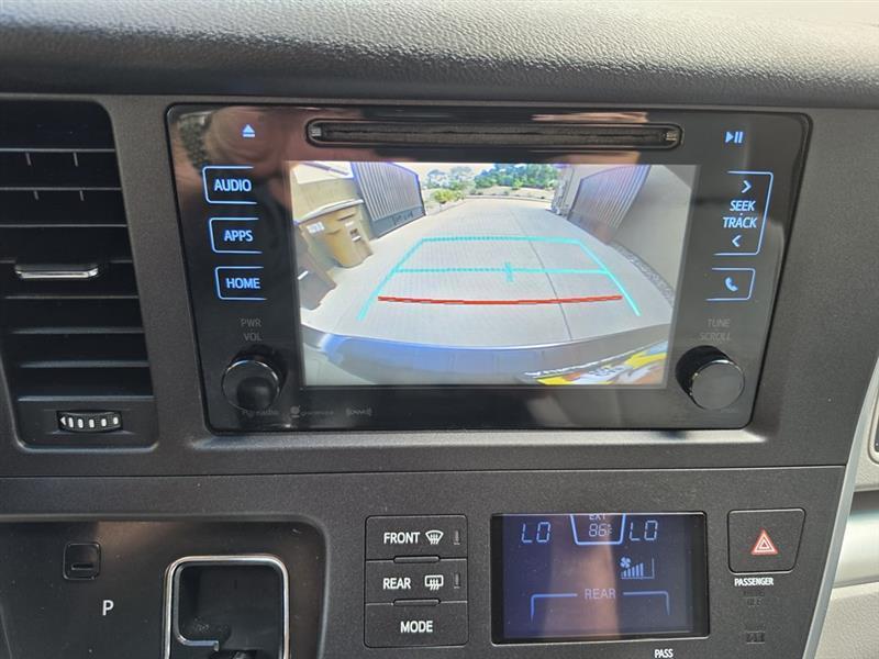Toyota Sienna LE FWD 8-Passenger V6 2016