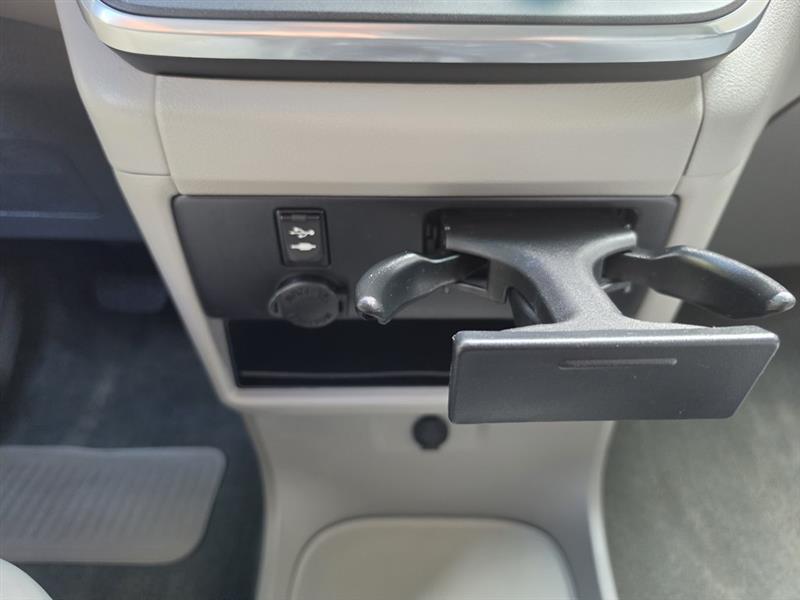 Toyota Sienna LE FWD 8-Passenger V6 2016