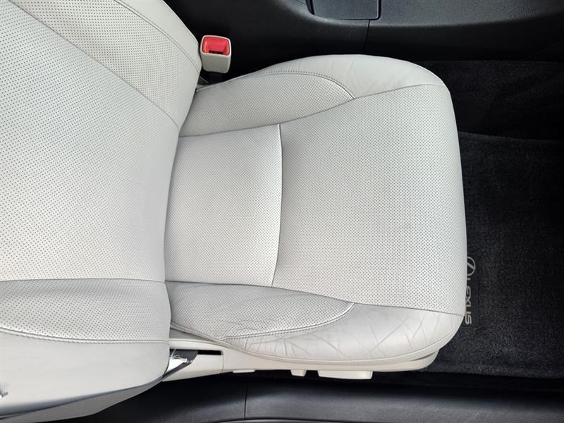 Lexus ES 350 Sedan 2011