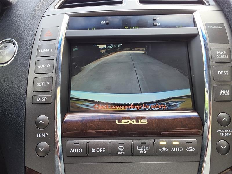 Lexus ES 350 Sedan 2011