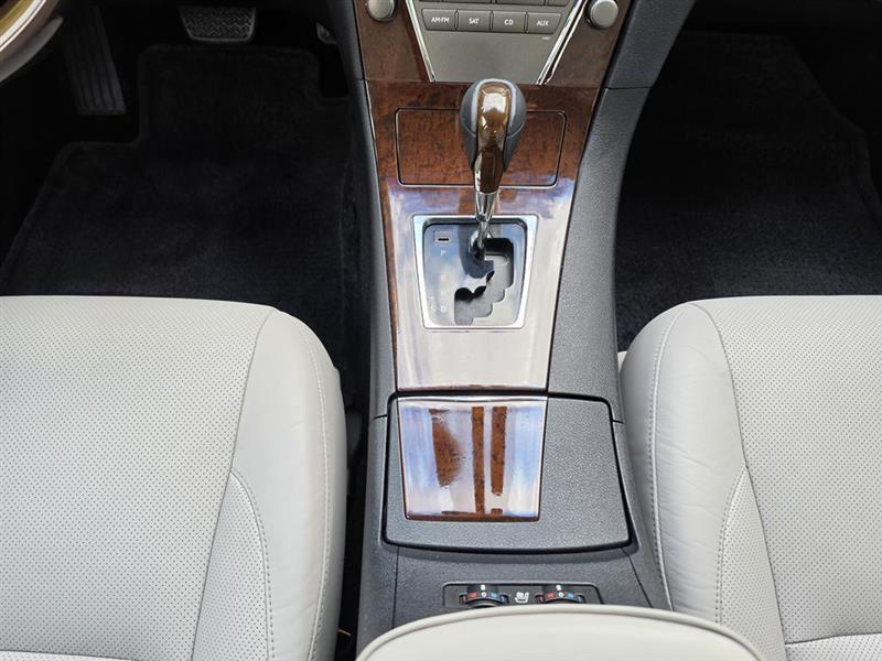 Lexus ES 350 Sedan 2011