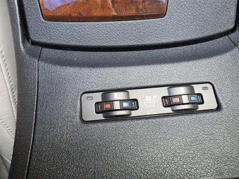 Lexus ES 350 Sedan 2011