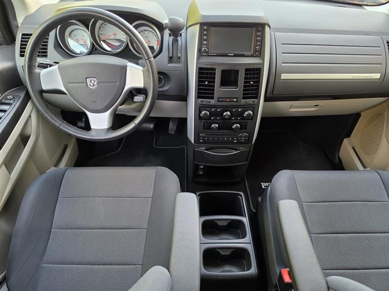Dodge Grand Caravan SXT 2009