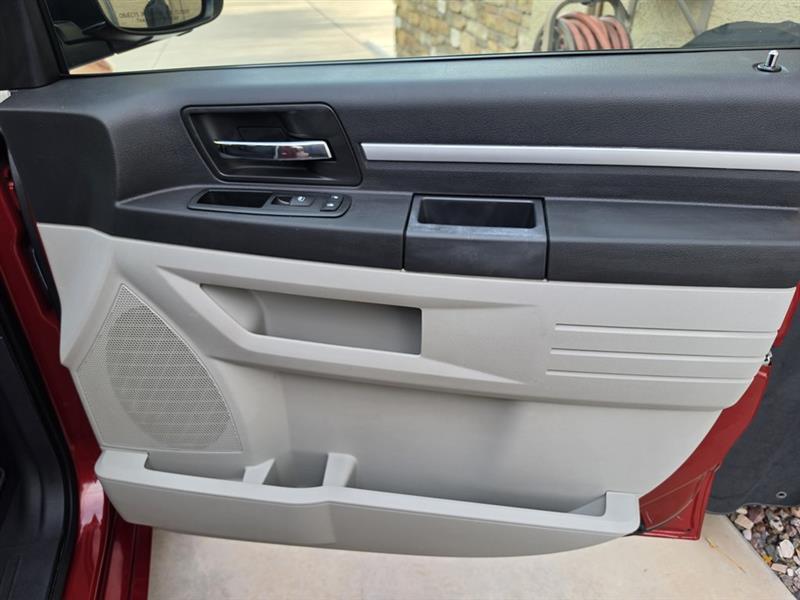 Dodge Grand Caravan SXT 2009