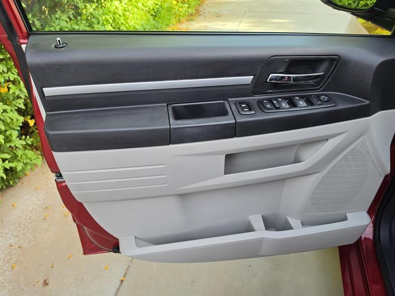 Dodge Grand Caravan SXT 2009