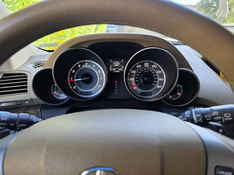 Acura MDX 6-Spd AT w/Tech Package 2013